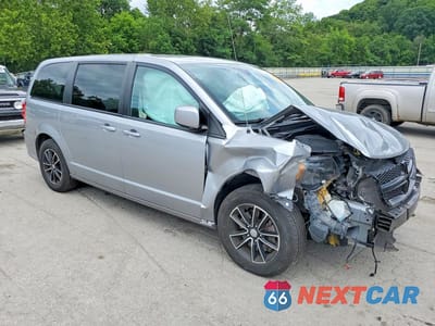 Czwarte zdjęcie samochodu z boku: 2019 DODGE GRAND CARAVAN SE VIN:2C4RDGBG8KR503590 - miniatura