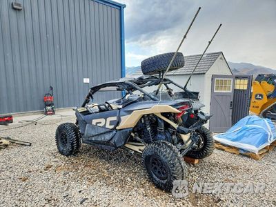 Trzecie zdjęcie samochodu z tyłu: 2023 CAN-AM MAVERICK X3 X RC 64 TURBO RR VIN:3JBVPAV48PE000271 - miniatura