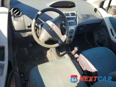 Zdjęcie 8 z 12 samochodu: 2007 TOYOTA YARIS BASE VIN:JTDJT903975091051 - miniatura
