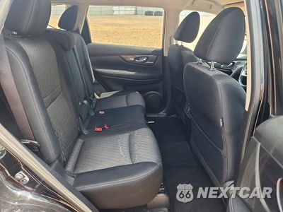 Zdjęcie 11 z 13 samochodu: 2017 NISSAN ROGUE SV VIN:JN8AT2MV6HW005908 - miniatura