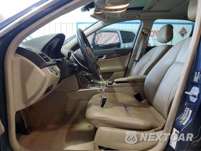 Zdjęcie 7 z 12 samochodu: 2009 MERCEDES-BENZ C 350 VIN:WDDGF56XX9R056430 - miniatura