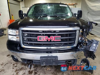 Piąte zdjęcie samochodu w środku: 2007 GMC NEW SIERRA K1500 VIN:2GTEK19C271656184 - miniatura