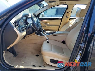 Zdjęcie 7 z 13 samochodu: 2013 BMW 528 XI VIN:WBAXH5C53DD107714 - miniatura