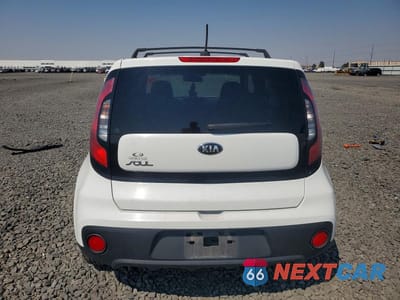 Zdjęcie 6 z 12 samochodu: 2017 KIA SOUL BASE VIN:KNDJN2A27H7471275 - miniatura