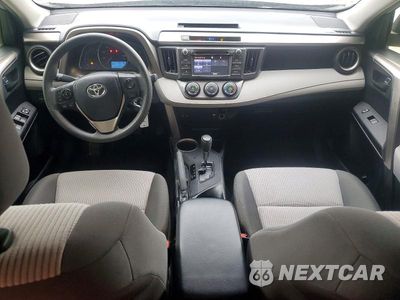 Zdjęcie 8 z 13 samochodu: 2015 TOYOTA RAV4 LE VIN:JTMBFREV0FD152149 - miniatura
