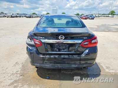 Zdjęcie 6 z 12 samochodu: 2017 NISSAN ALTIMA 2.5 SR VIN:1N4AL3AP4HC123731 - miniatura