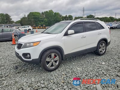 2013 KIA SORENTO EX 5XYKU4A2XDG330958 - główne zdjęcie licytacji z USA - miniatura