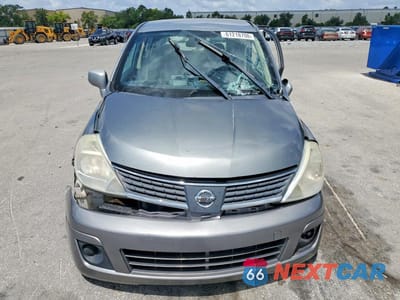 Piąte zdjęcie samochodu w środku: 2010 NISSAN VERSA 1.8 S VIN:3N1BC1CPXAL462796 - miniatura