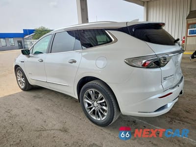 Drugie zdjęcie samochodu z przodu: 2022 BUICK ENCLAVE AVENIR VIN:5GAEVCKWXNJ133930 - miniatura