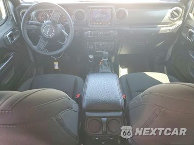 Zdjęcie 8 z 12 samochodu: 2023 JEEP GLADIATOR SPORT VIN:1C6HJTAG7PL516904 - miniatura