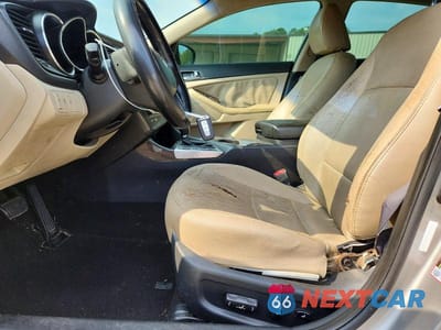 Zdjęcie 7 z 13 samochodu: 2012 KIA OPTIMA EX VIN:5XXGN4A67CG065635 - miniatura