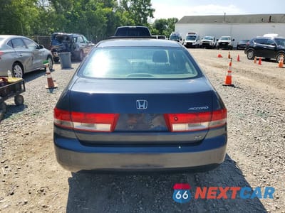 Zdjęcie 6 z 12 samochodu: 2004 HONDA ACCORD LX VIN:1HGCM56324A146109 - miniatura