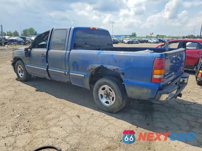 Drugie zdjęcie samochodu z przodu: 2002 CHEVROLET SILVERADO C1500 VIN:2GCEC19T021388113 - miniatura