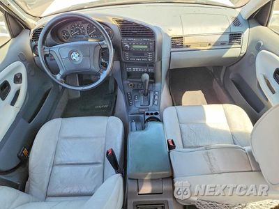 Zdjęcie 8 z 13 samochodu: 1998 BMW 328 I AUTOMATIC VIN:WBACD4324WAV61243 - miniatura
