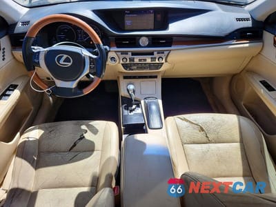 Zdjęcie 8 z 13 samochodu: 2014 LEXUS ES 300H VIN:JTHBW1GG8E2045939 - miniatura