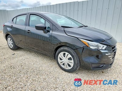 Czwarte zdjęcie samochodu z boku: 2025 NISSAN VERSA S VIN:3N1CN8DV8SL840281 - miniatura
