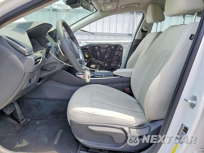 Zdjęcie 7 z 12 samochodu: 2021 HYUNDAI SONATA HYBRID BLUE VIN:KMHL24JJ7MA018156 - miniatura