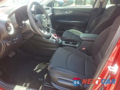Zdjęcie 7 z 12 samochodu: 2020 KIA FORTE LXS VIN:3KPF24AD5LE234076 - miniatura