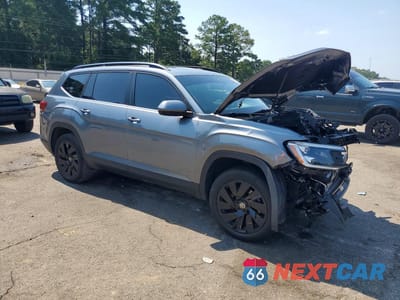 Czwarte zdjęcie samochodu z boku: 2024 VOLKSWAGEN ATLAS SE VIN:1V2JR2CA3RC551799 - miniatura