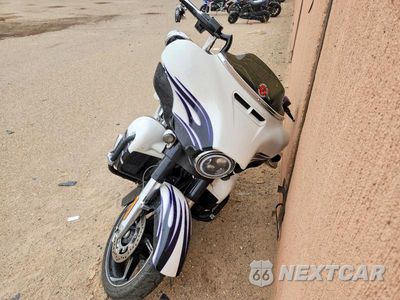 Trzecie zdjęcie samochodu z tyłu: 2016 HARLEY-DAVIDSON FLHXSE CVO STREET GLIDE VIN:1HD1PXN10GB956845 - miniatura