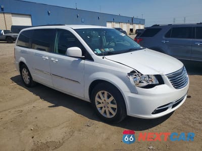 Czwarte zdjęcie samochodu z boku: 2016 CHRYSLER TOWN & COUNTRY TOURING VIN:2C4RC1BG4GR281735 - miniatura