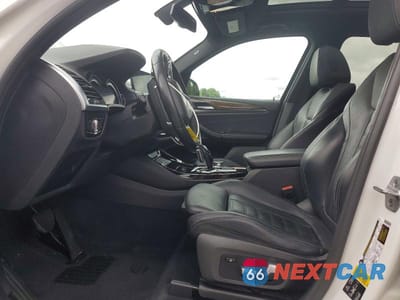 Zdjęcie 7 z 13 samochodu: 2018 BMW X3 XDRIVE30I VIN:5UXTR9C55JLC76920 - miniatura