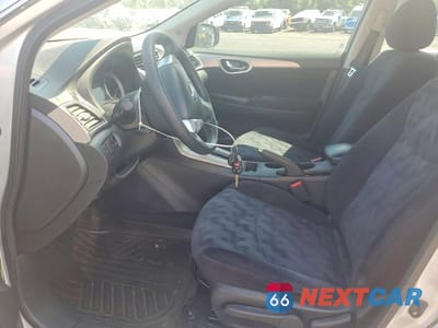 Zdjęcie 7 z 12 samochodu: 2013 NISSAN SENTRA S VIN:3N1AB7AP5DL609034 - miniatura