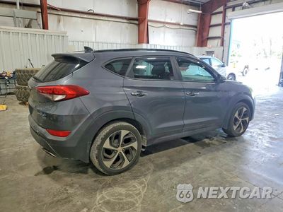 Trzecie zdjęcie samochodu z tyłu: 2016 HYUNDAI TUCSON LIMITED VIN:KM8J3CA28GU042640 - miniatura