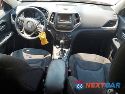 Zdjęcie 8 z 12 samochodu: 2016 JEEP CHEROKEE LATITUDE VIN:1C4PJMCB9GW237450 - miniatura