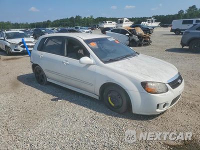 Czwarte zdjęcie samochodu z boku: 2007 KIA SPECTRA5 SX VIN:KNAFE161475000739 - miniatura