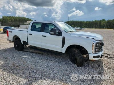 Czwarte zdjęcie samochodu z boku: 2026 FORD F250 SUPER DUTY VIN:1FT7W2BN7TEE69708 - miniatura