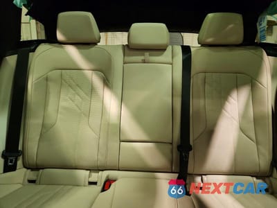 Zdjęcie 10 z 13 samochodu: 2026 BMW X3 M50 VIN:5UX73GP09T9233717 - miniatura