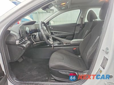 Zdjęcie 7 z 13 samochodu: 2025 HYUNDAI ELANTRA SEL VIN:KMHLS4DG5SU019950 - miniatura
