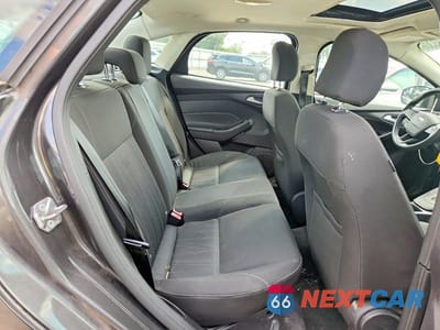 Zdjęcie 10 z 12 samochodu: 2015 FORD FOCUS SE VIN:1FADP3F29FL270185 - miniatura