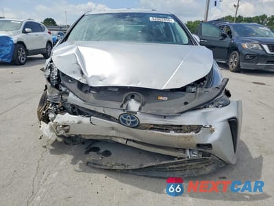 Piąte zdjęcie samochodu w środku: 2020 TOYOTA PRIUS XLE VIN:JTDKARFU1L3107162 - miniatura