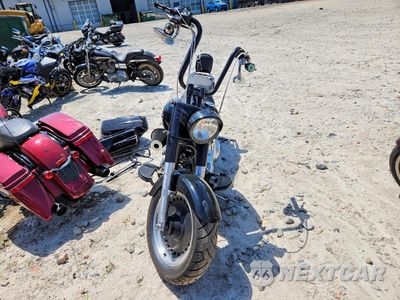 Drugie zdjęcie samochodu z przodu: 2010 HARLEY-DAVIDSON FLSTFB VIN:1HD1JN512AB023638 - miniatura