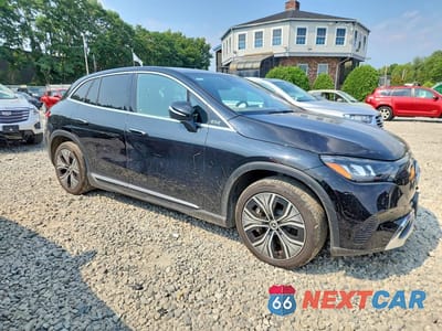 Czwarte zdjęcie samochodu z boku: 2023 MERCEDES-BENZ EQE SUV 350 4MATIC VIN:4JGGM1CB5PA011419 - miniatura