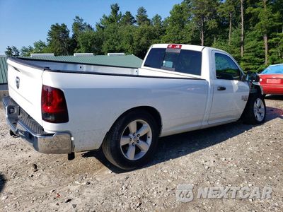 Trzecie zdjęcie samochodu z tyłu: 2023 RAM 1500 CLASSIC TRADESMAN VIN:3C6JR6DT1PG669201 - miniatura