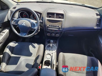 Zdjęcie 8 z 12 samochodu: 2015 MITSUBISHI OUTLANDER SPORT ES VIN:4A4AR3AWXFE046955 - miniatura