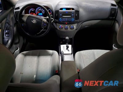 Zdjęcie 8 z 12 samochodu: 2010 HYUNDAI ELANTRA GLS VIN:KMHDU4ADXAU141081 - miniatura