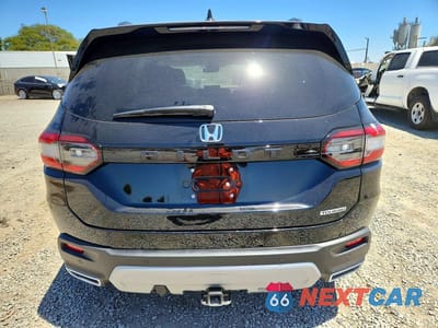 Zdjęcie 6 z 14 samochodu: 2025 HONDA PILOT TOURING VIN:5FNYG2H75SB029784 - miniatura