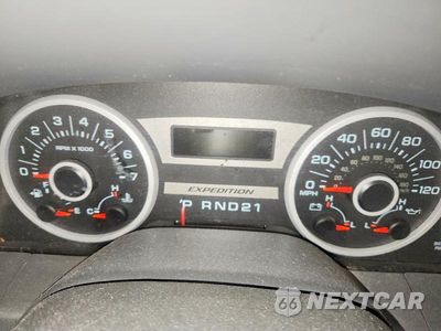Zdjęcie 9 z 13 samochodu: 2006 FORD EXPEDITION XLT VIN:1FMPU16566LA54319 - miniatura
