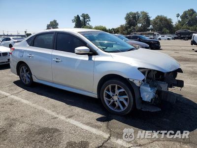 Czwarte zdjęcie samochodu z boku: 2015 NISSAN SENTRA SR VIN:3N1AB7AP3FY350517 - miniatura