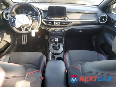 Zdjęcie 8 z 12 samochodu: 2021 KIA FORTE GT VIN:3KPF44AC9ME292937 - miniatura