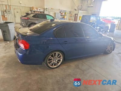 Trzecie zdjęcie samochodu z tyłu: 2011 BMW 328 I VIN:WBAPH7C50BE682906 - miniatura