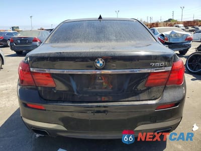 Zdjęcie 6 z 12 samochodu: 2013 BMW 750 I VIN:WBAYA8C59DC996616 - miniatura