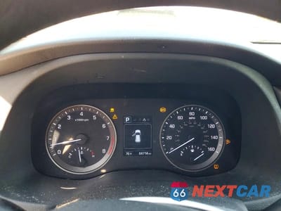 Zdjęcie 9 z 13 samochodu: 2017 HYUNDAI TUCSON SE VIN:KM8J3CA42HU316238 - miniatura
