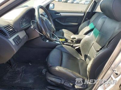 Zdjęcie 7 z 12 samochodu: 2002 BMW 325 I VIN:WBAEV33492KL68351 - miniatura