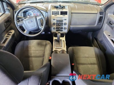 Zdjęcie 8 z 12 samochodu: 2009 FORD ESCAPE XLT VIN:1FMCU93G59KB01739 - miniatura