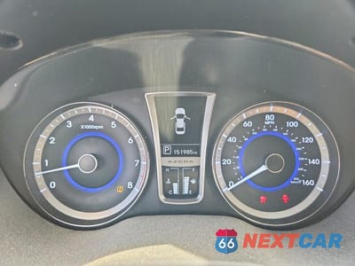Zdjęcie 9 z 12 samochodu: 2014 HYUNDAI AZERA VIN:KMHFG4JG3EA348252 - miniatura